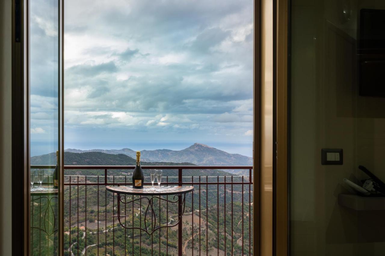 Casa Vacanze Dell'Angelo San Mauro Castelverde Экстерьер фото